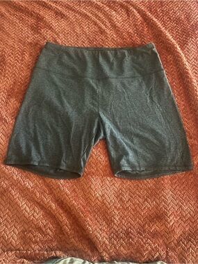 RBK Women’s Athletic Bike Shorts — Charcoal. Size XL